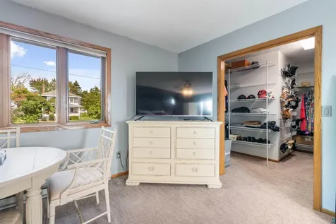 4 Lakeside Court Duluth MN 55804