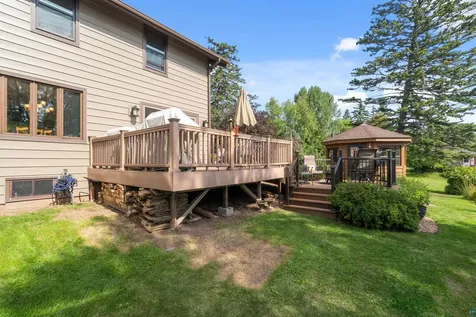 4 Lakeside Court Duluth MN 55804