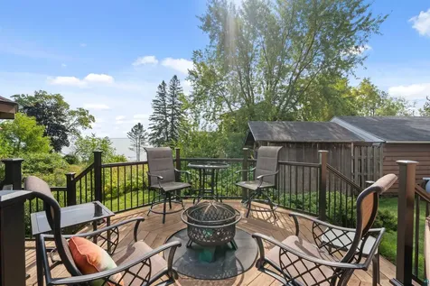 4 Lakeside Court Duluth MN 55804
