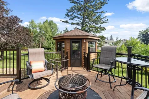 4 Lakeside Court Duluth MN 55804
