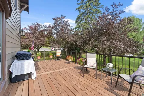 4 Lakeside Court Duluth MN 55804