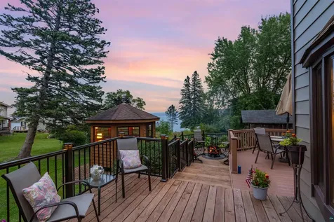 4 Lakeside Court Duluth MN 55804