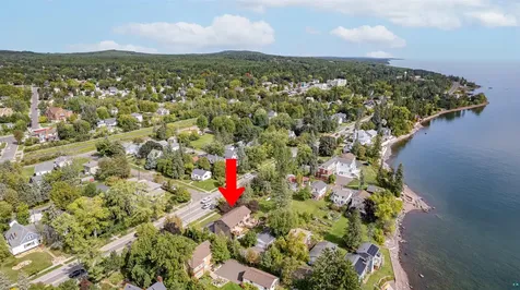 4 Lakeside Court Duluth MN 55804