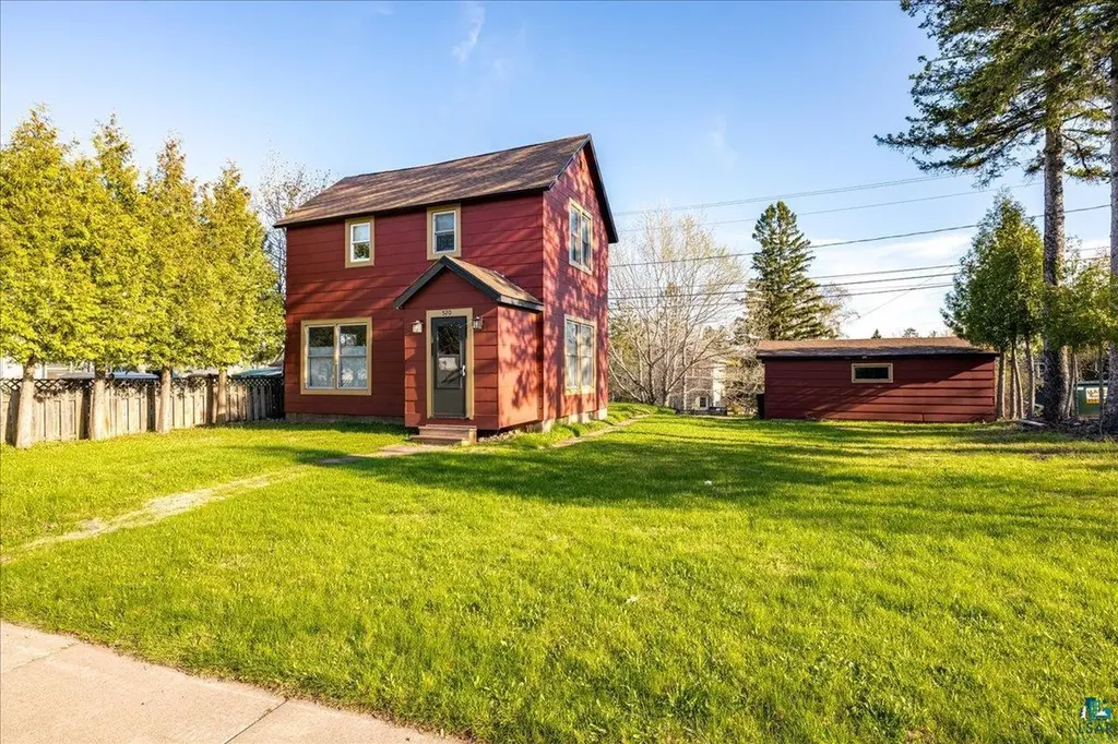 520 7th Avenue Two Harbors MN 55616