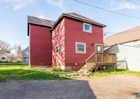 520 7th Avenue Two Harbors MN 55616