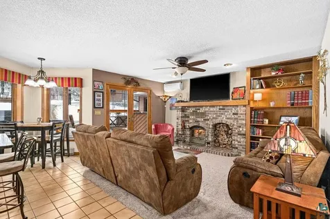 3241 Commonwealth Avenue Duluth MN 55808
