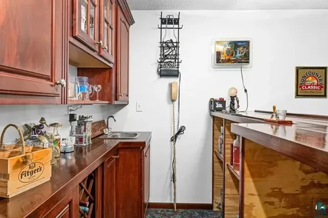 3241 Commonwealth Avenue Duluth MN 55808