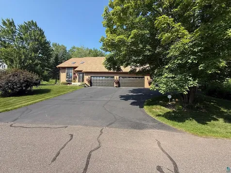 3241 Commonwealth Avenue Duluth MN 55808