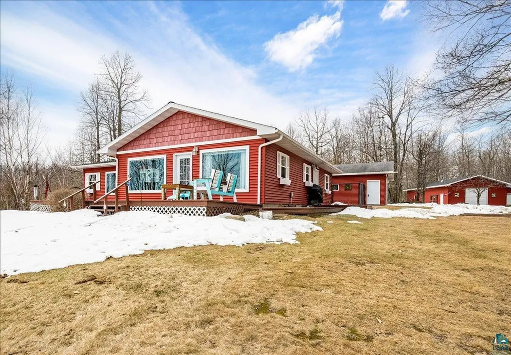 1404 County Road 4 Carlton MN 55718