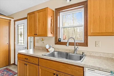 1404 County Road 4 Carlton MN 55718