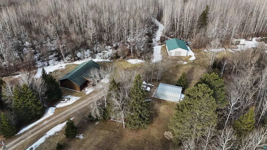 2785 County Road 962 Orr MN 55771