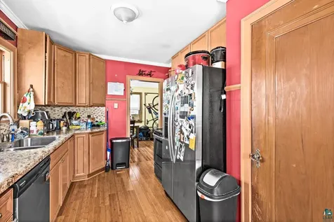 15 Snelling Avenue Duluth MN 55812