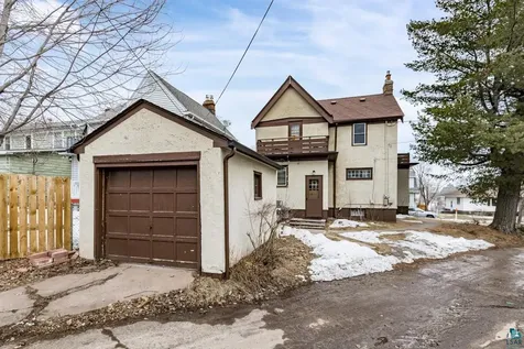 15 Snelling Avenue Duluth MN 55812