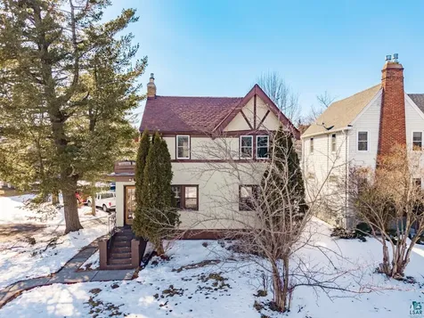 15 Snelling Avenue Duluth MN 55812