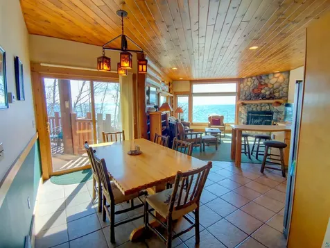 2826 Highway 61 Two Harbors MN 55616