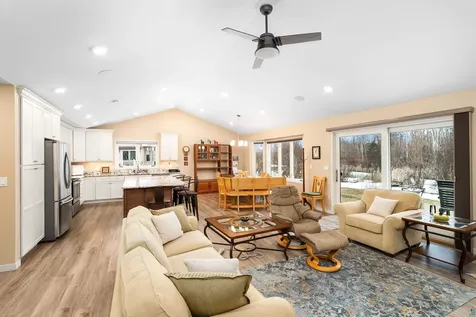 18 Amber Lane Esko MN 55733
