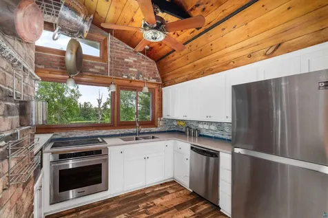 6618 Sumac Drive Duluth MN 55803