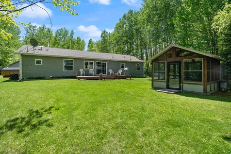 7282 Blackberry Lane Duluth MN 55803