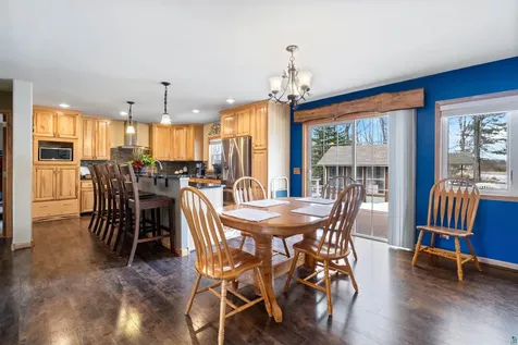 7282 Blackberry Lane Duluth MN 55803