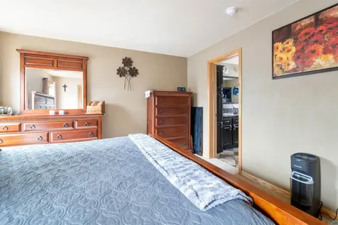 7282 Blackberry Lane Duluth MN 55803