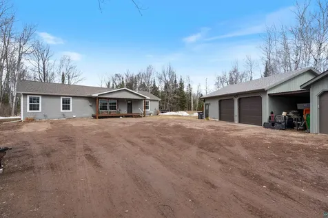 7282 Blackberry Lane Duluth MN 55803