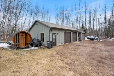 7282 Blackberry Lane Duluth MN 55803