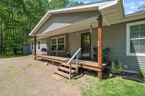 7282 Blackberry Lane Duluth MN 55803