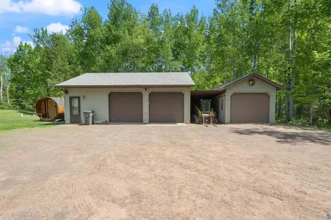 7282 Blackberry Lane Duluth MN 55803