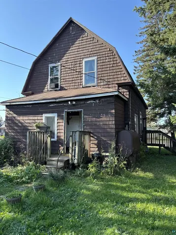 4031 E 2nd Street Superior WI 54880