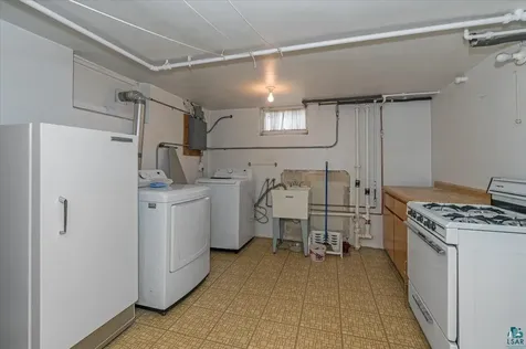 309 96th Avenue W Duluth MN 55808