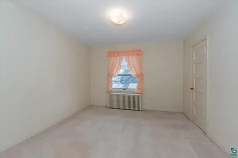 309 96th Avenue W Duluth MN 55808