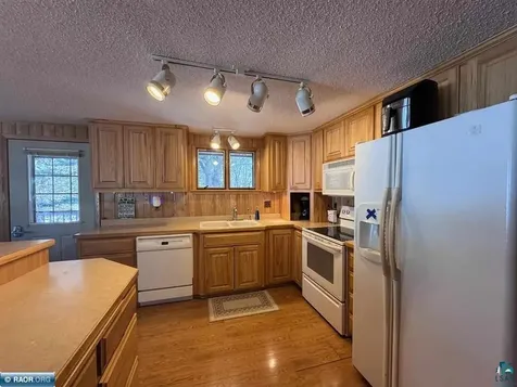 8519 Peterson Road Cook MN 55723