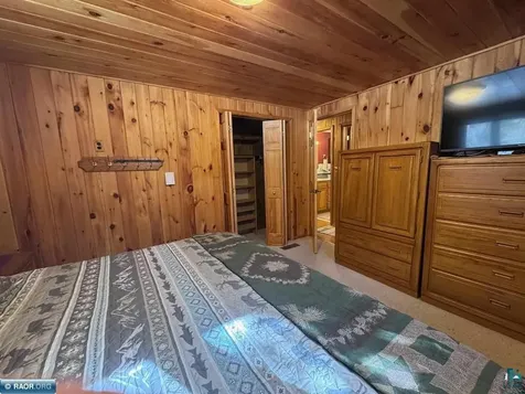 8519 Peterson Road Cook MN 55723