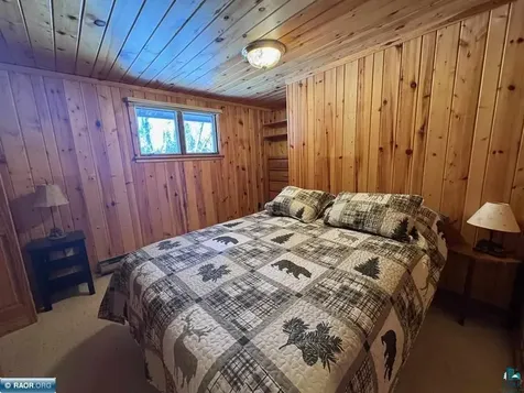8519 Peterson Road Cook MN 55723