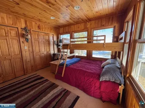 8519 Peterson Road Cook MN 55723
