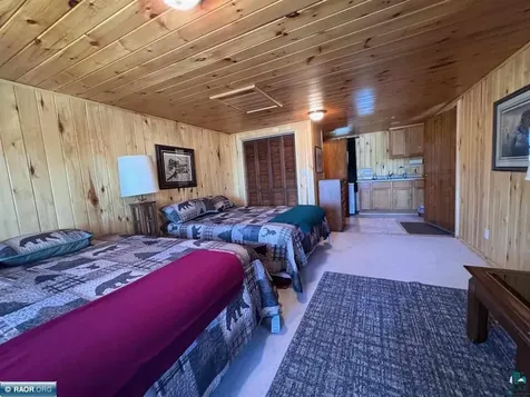 8519 Peterson Road Cook MN 55723