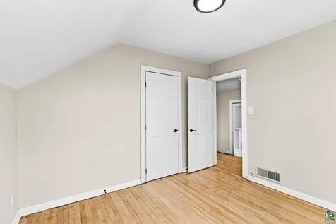 3916 W 4th Street Duluth MN 55807
