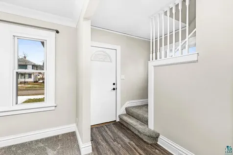3916 W 4th Street Duluth MN 55807