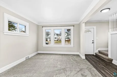 3916 W 4th Street Duluth MN 55807
