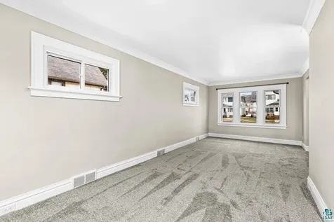 3916 W 4th Street Duluth MN 55807