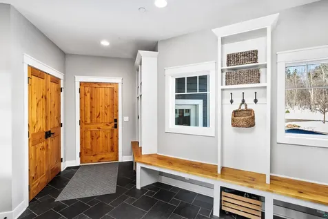 119 Montauk Lane Duluth MN 55804