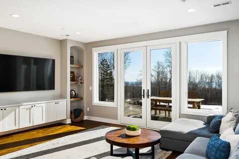 119 Montauk Lane Duluth MN 55804