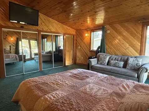 954 E Camp Street Ely MN 55731