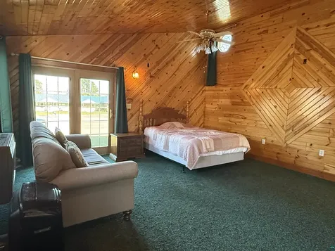 954 E Camp Street Ely MN 55731