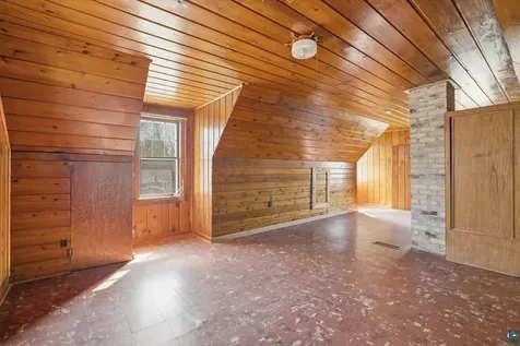 709 Michigan Street Hibbing MN 55746-3314