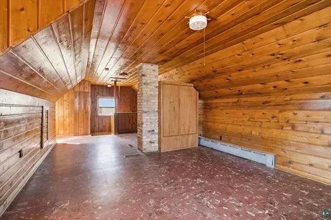 709 Michigan Street Hibbing MN 55746-3314