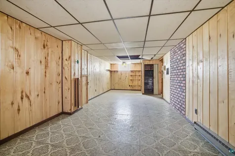 709 Michigan Street Hibbing MN 55746-3314