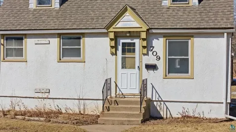 709 Michigan Street Hibbing MN 55746-3314