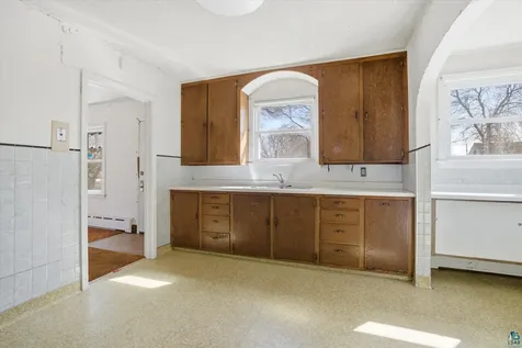 709 Michigan Street Hibbing MN 55746-3314