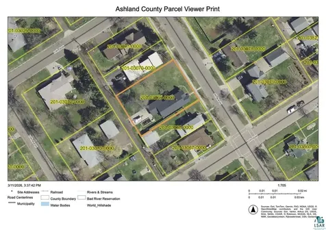 1017 W 9th Avenue Ashland WI 54806